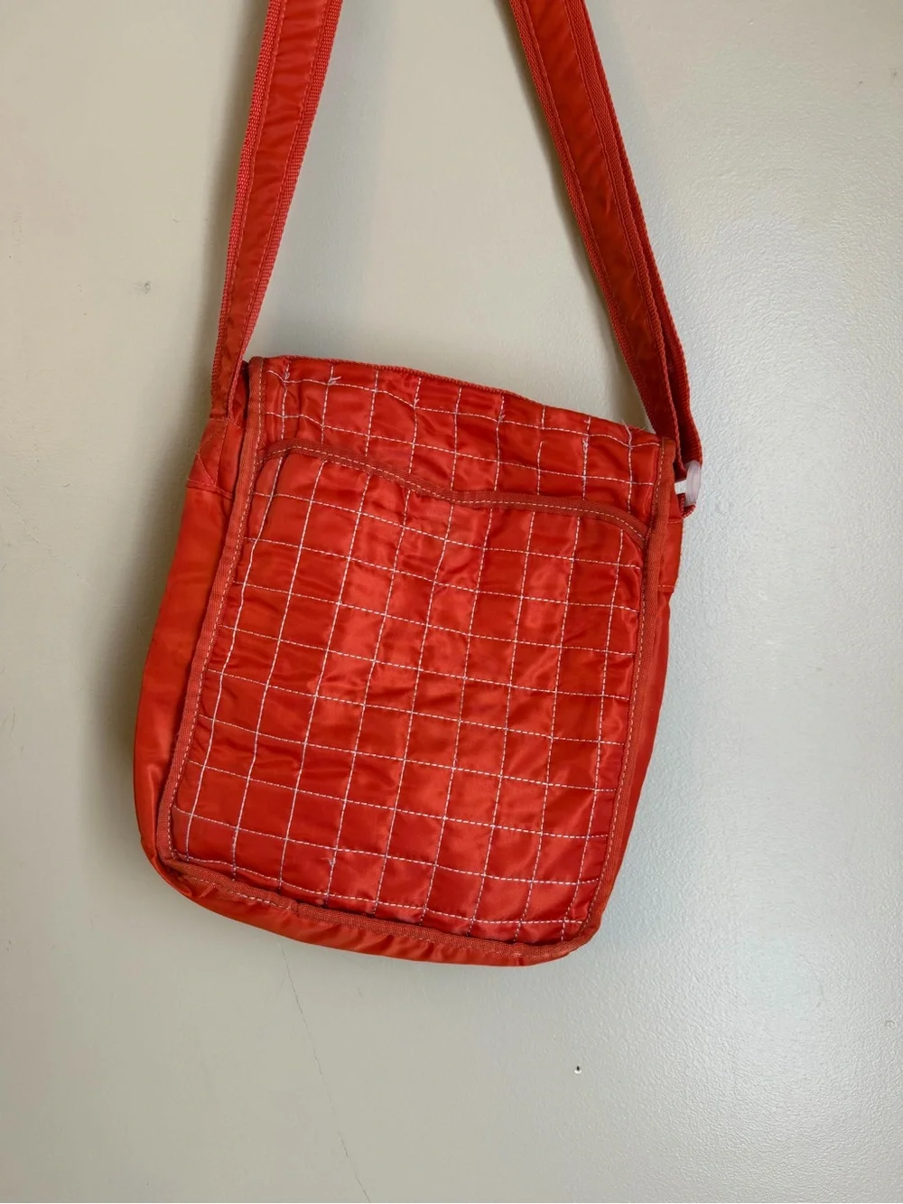 Lug Moped Crossbody Bag Quilted Orange Medium Travel Adjustable Strap Purse